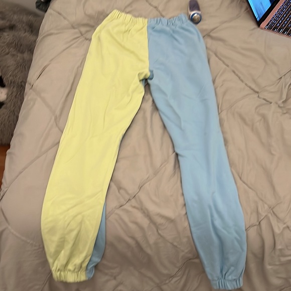 color block sweatpants - Picture 4 of 4